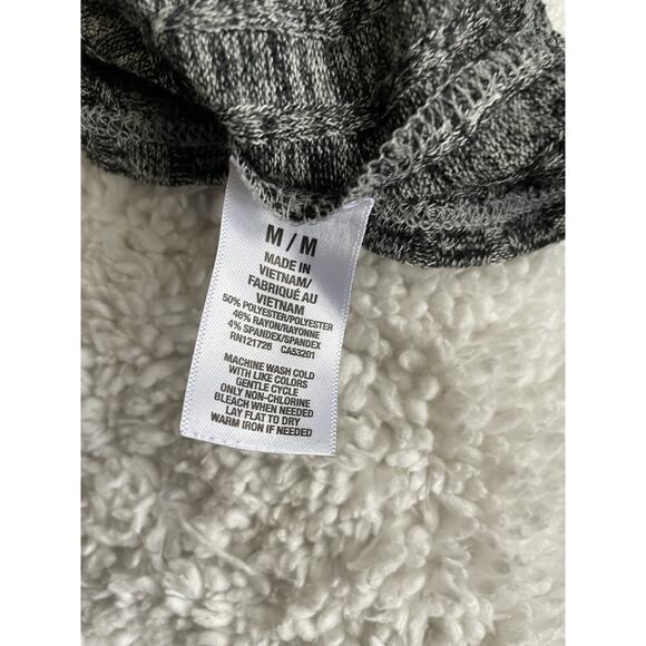 Cape Juby girls sz. M gray design sweater. Cute, comfortable - Picture 8 of 10